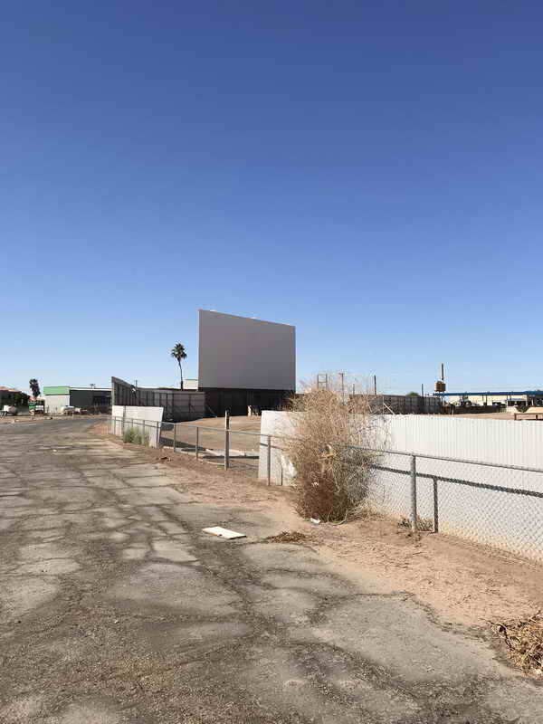 Motor Vu Twin Drive-In - 2020 Photos - Closed (newer photo)